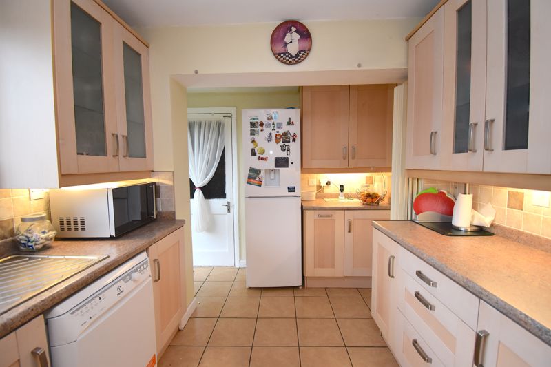 Kitchen- click for photo gallery